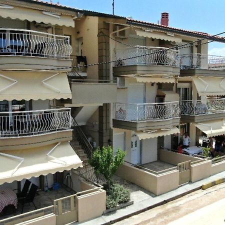 Ofrinio Central Apartments מראה חיצוני תמונה
