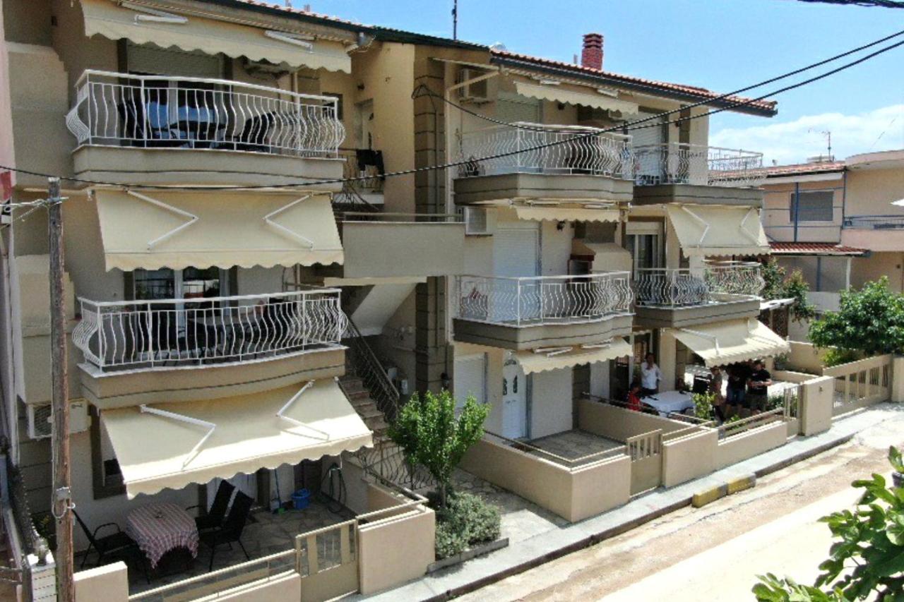 Ofrinio Central Apartments מראה חיצוני תמונה