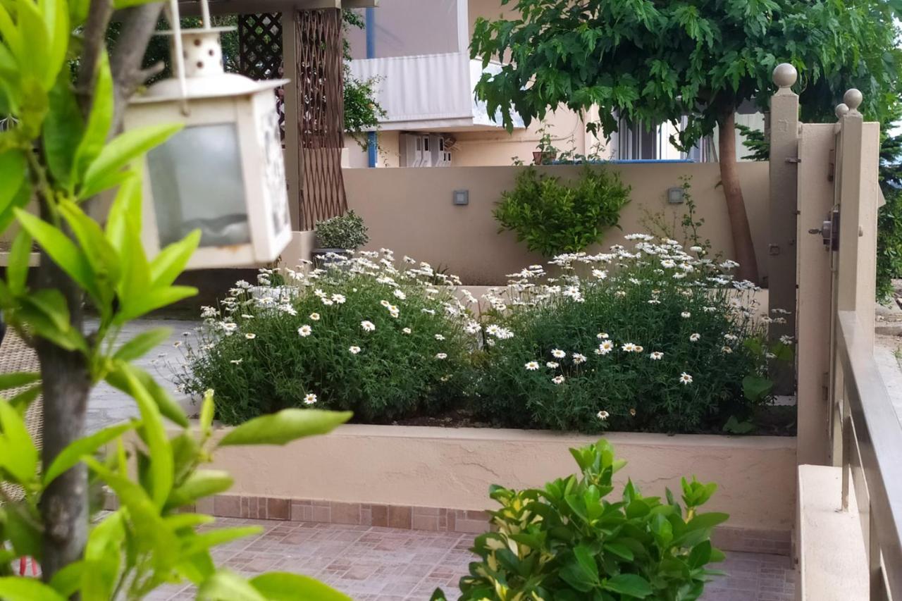 Ofrinio Central Apartments מראה חיצוני תמונה