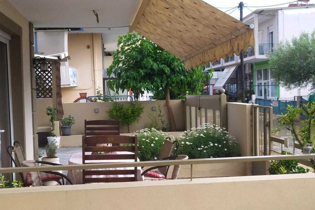 Ofrinio Central Apartments מראה חיצוני תמונה