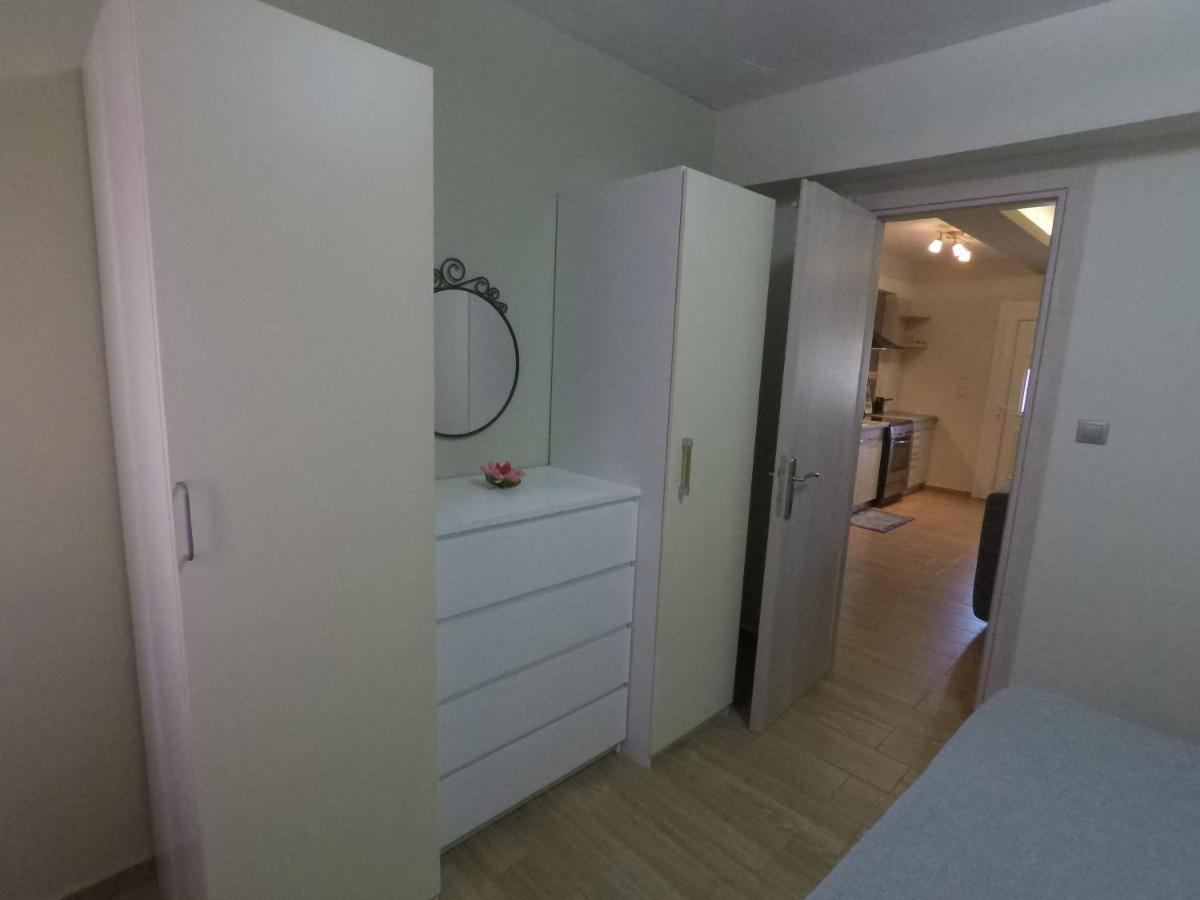 Ofrinio Central Apartments מראה חיצוני תמונה